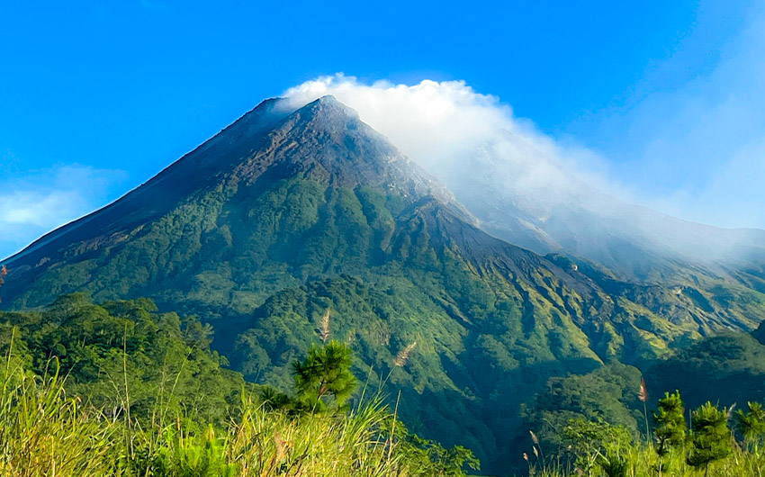 莫拉比火山